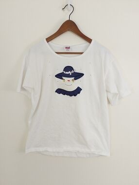 Vintage Anvil Single Stitch Feminine Figure Hat Short Sleeve Top Large